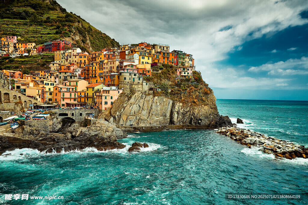 意大利五渔村美丽海滨风光