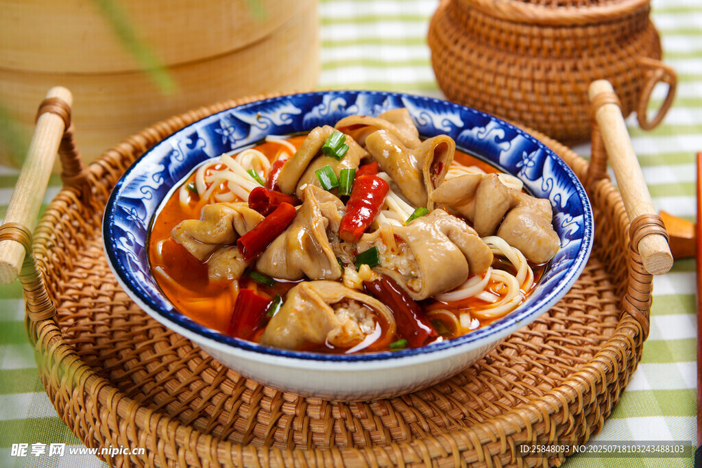 营养滋补肥肠面