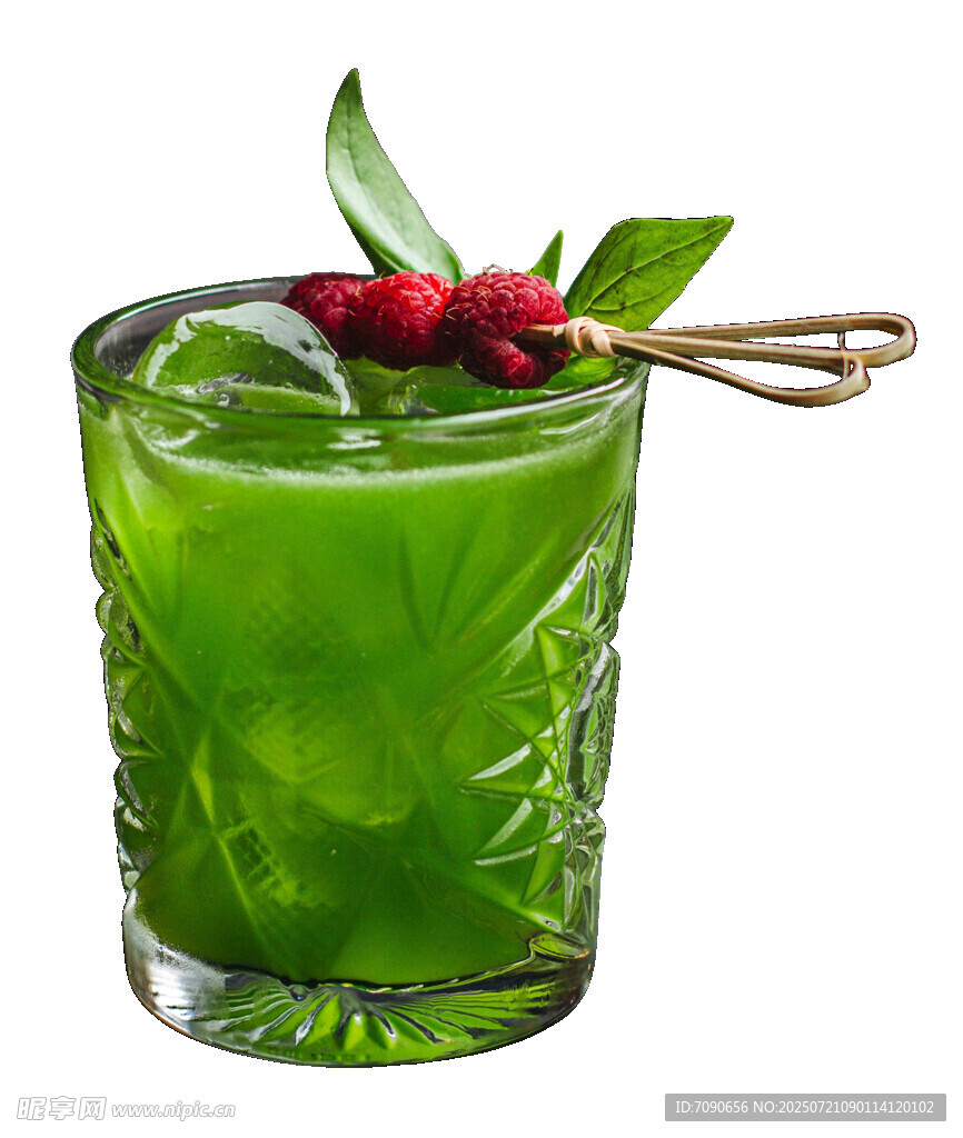 绿意盎然的特色鸡尾酒