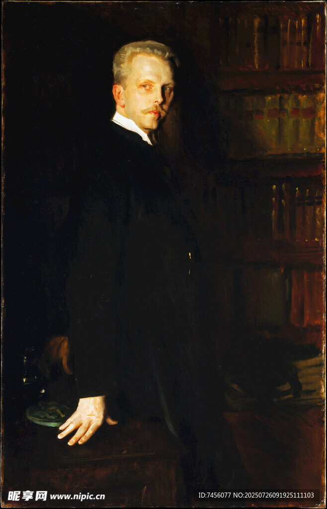 身着黑衣的男子肖像画