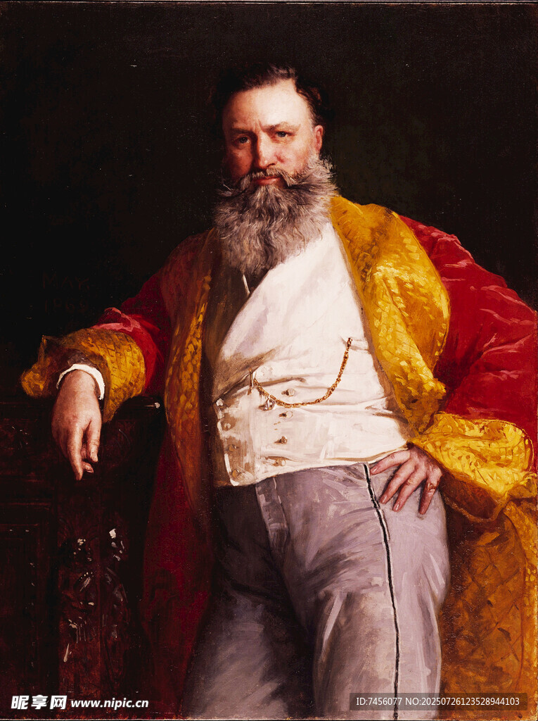 身着华丽服饰的长须男子