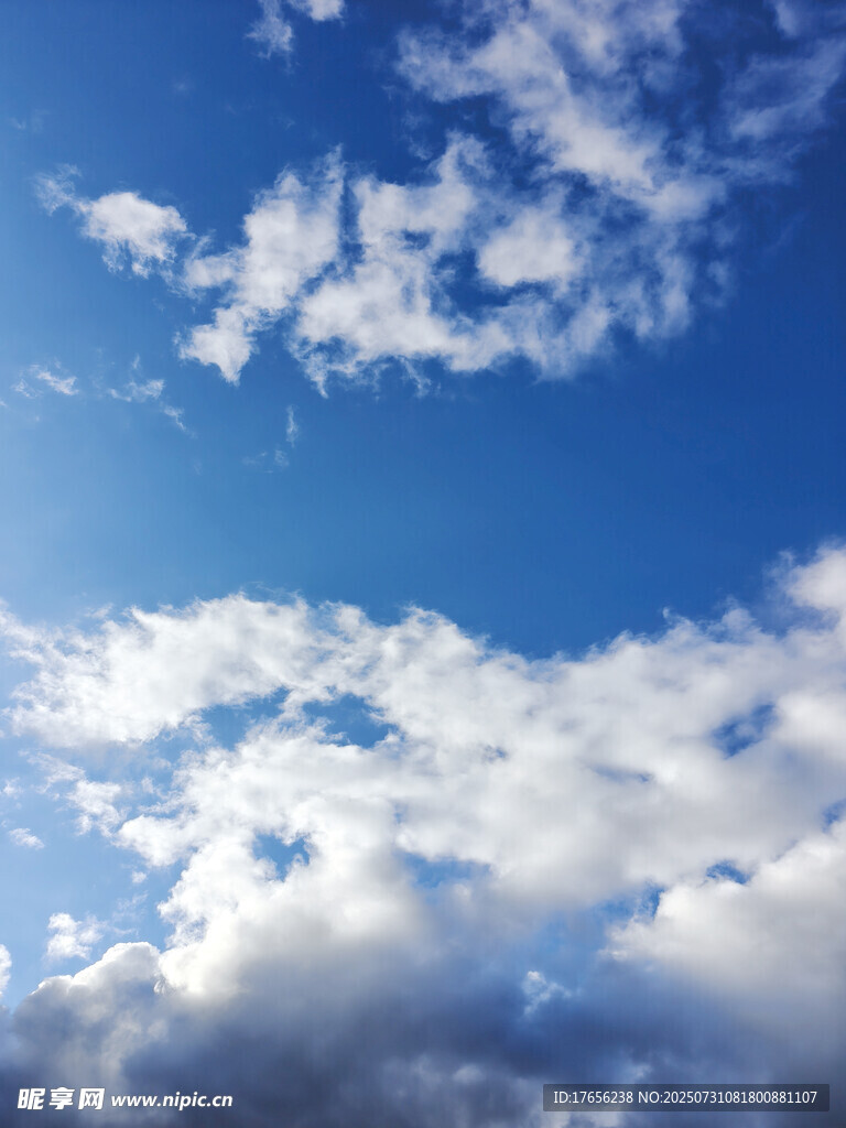 蓝天白云美景