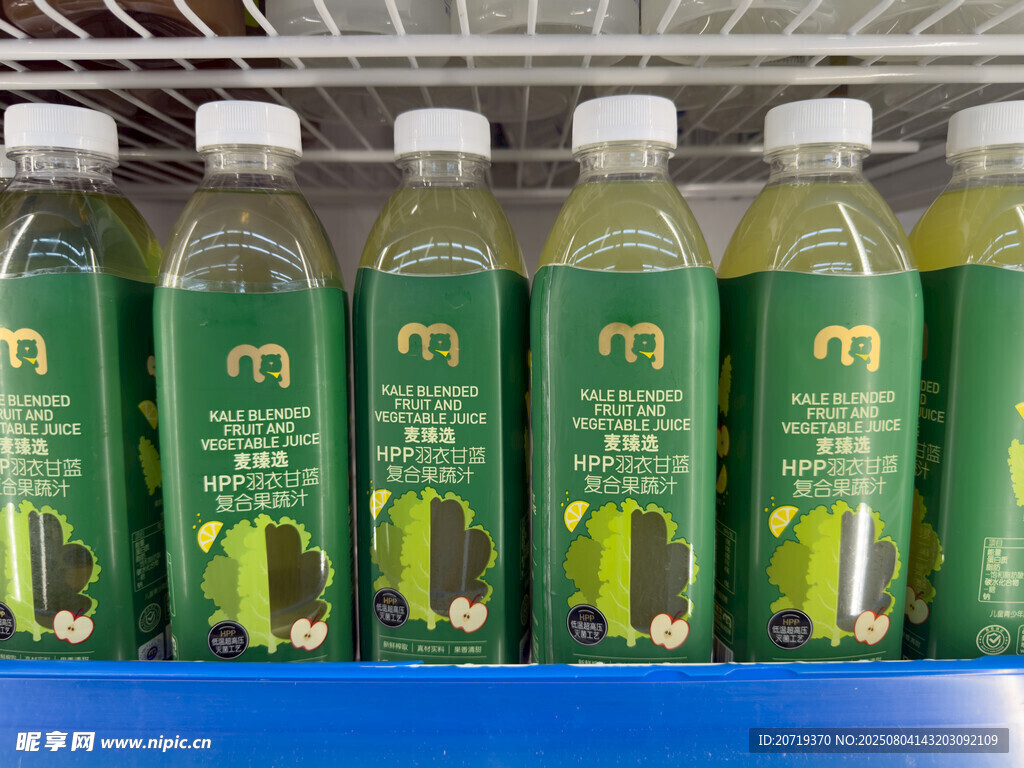 超市里的果蔬汁