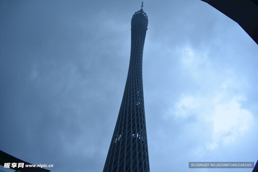 广州塔仰视美景