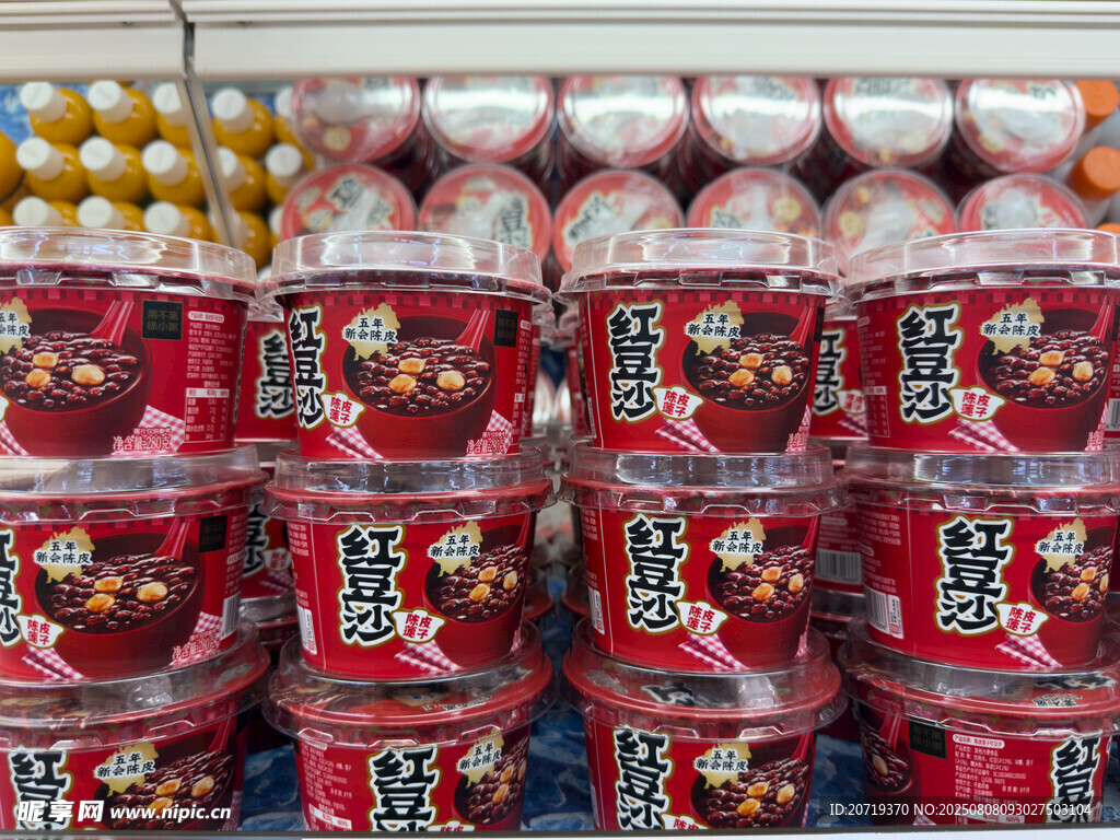 货架上的红豆沙
