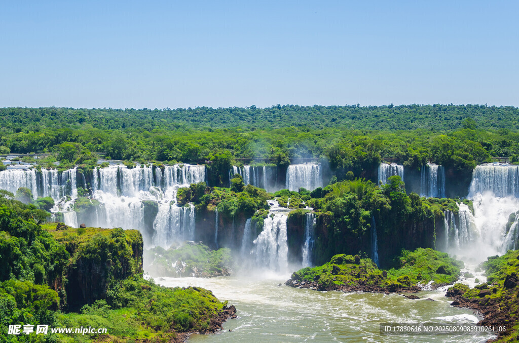 伊瓜苏瀑布壮丽自然景观