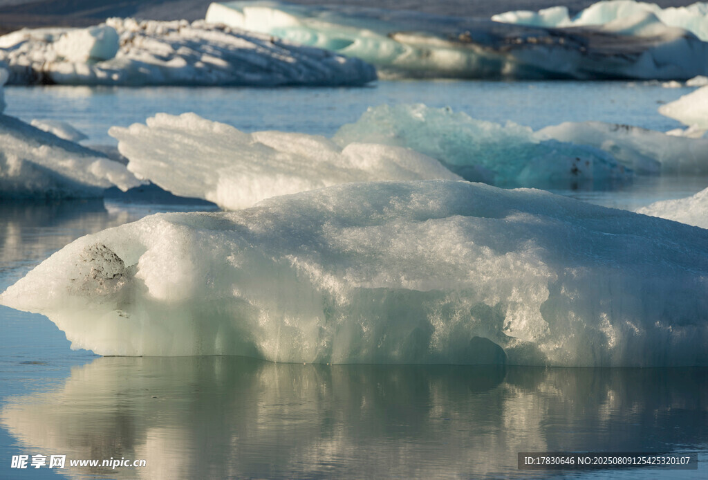 漂浮的冰川