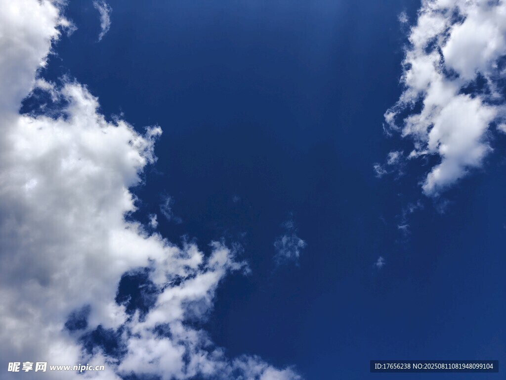 蓝天白云美景