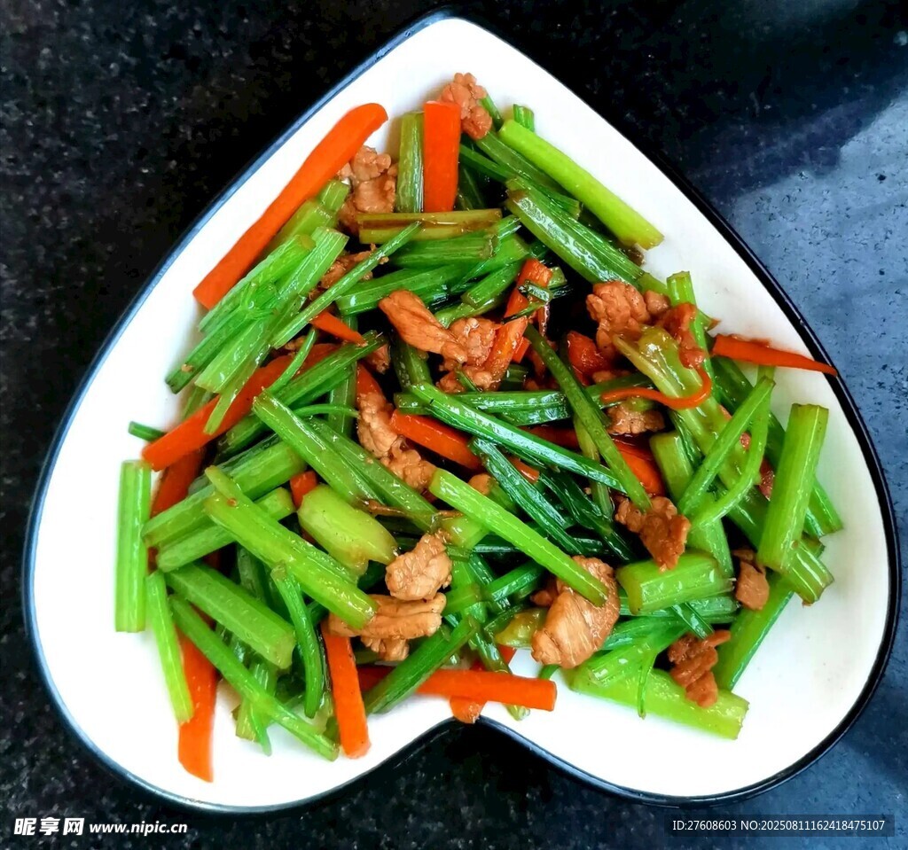 青椒肉丝摆盘精致