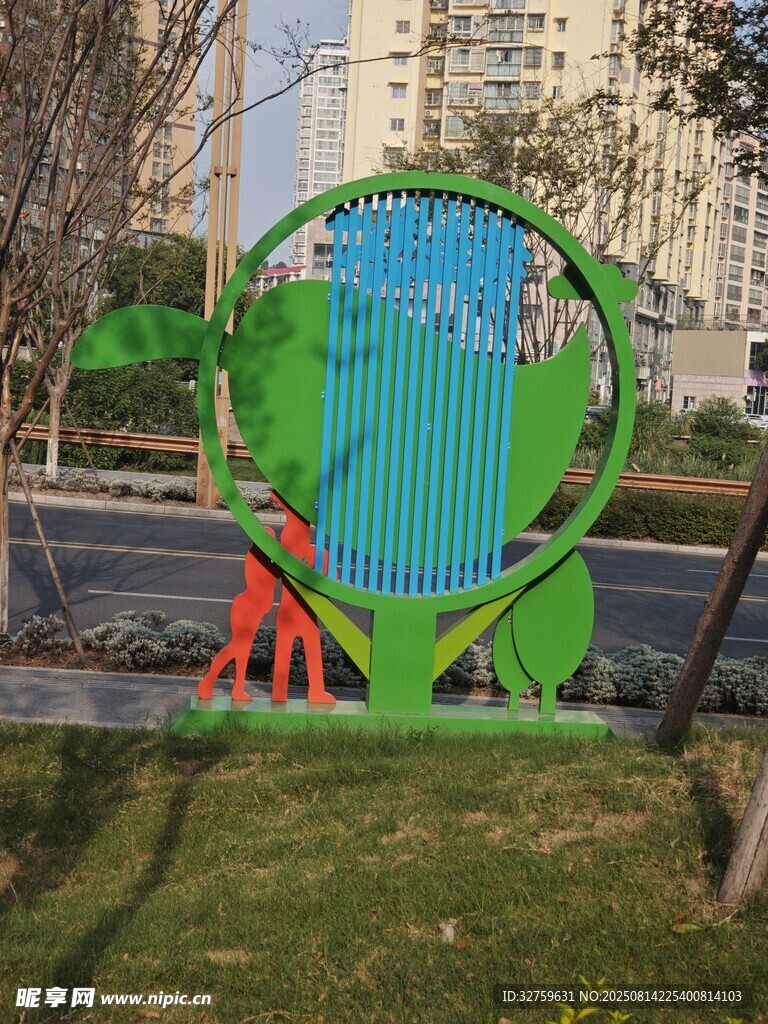 户外彩色创意景观雕塑