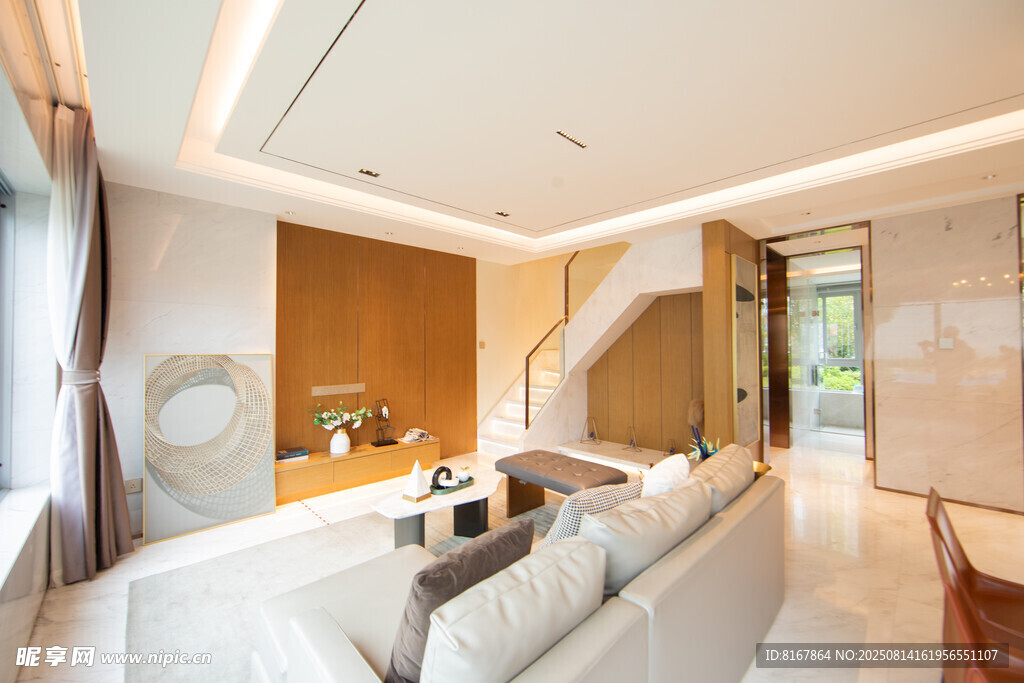 现代简约风温馨客厅空间