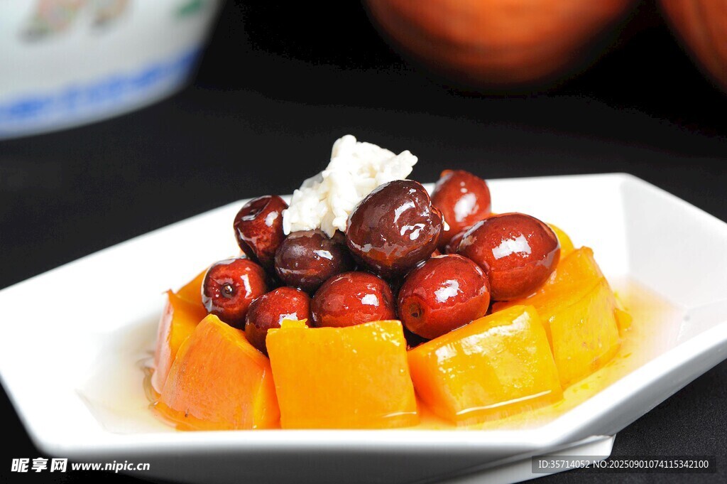 红枣南瓜配奶油美食