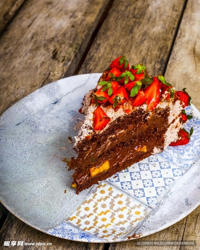 草莓巧克力蛋糕切片