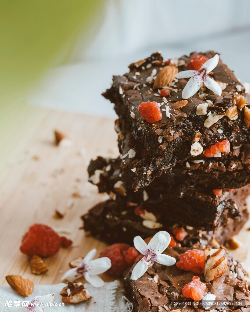 美味坚果巧克力布朗尼