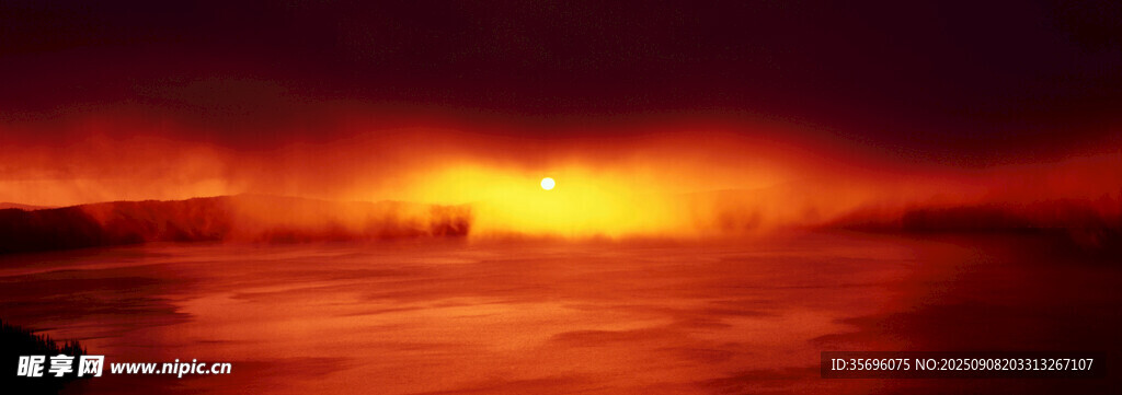 海上壮丽日落景观