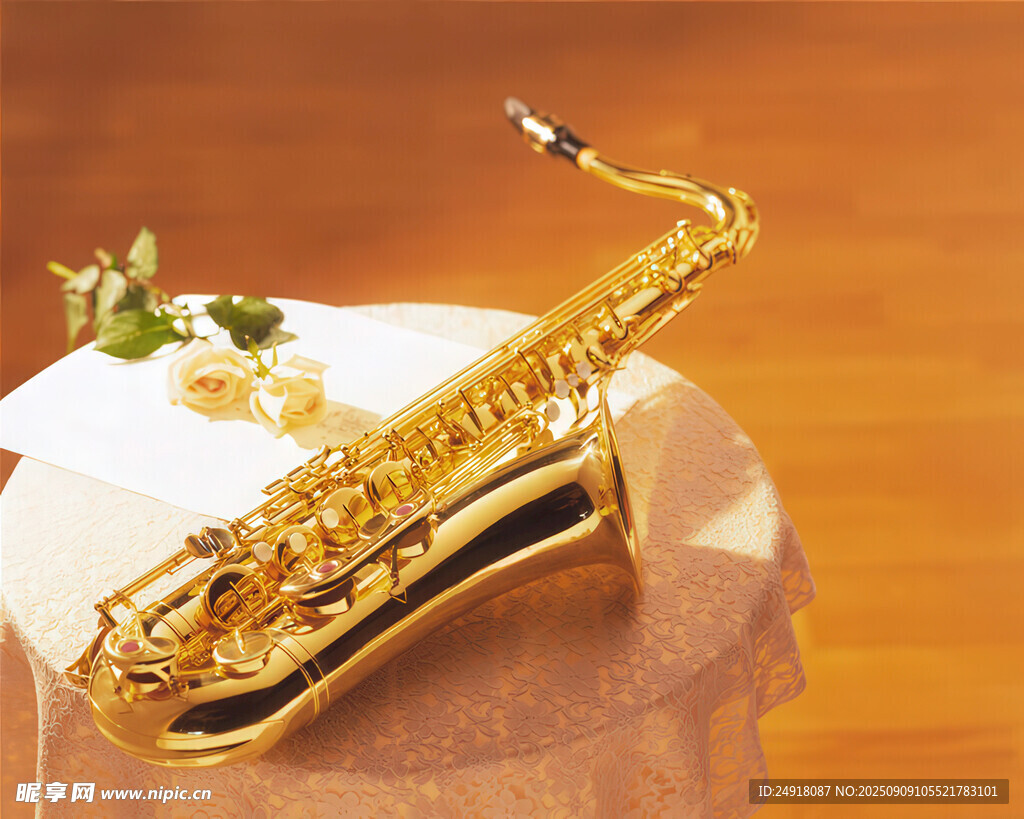 金色萨克斯 音乐器材