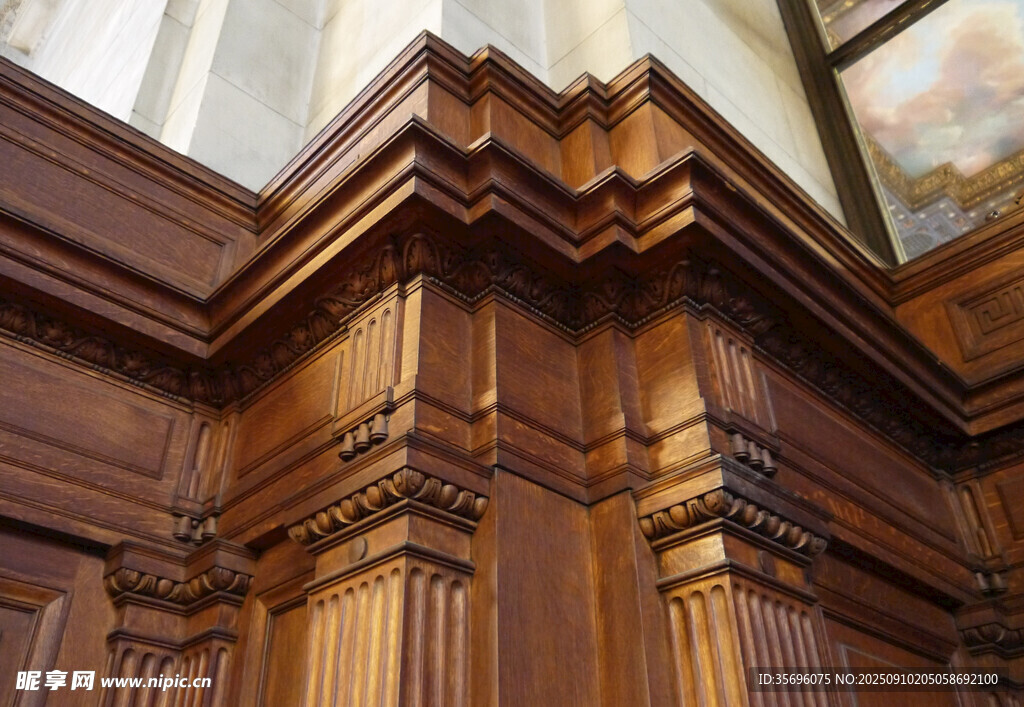 复古木质墙面装饰细节