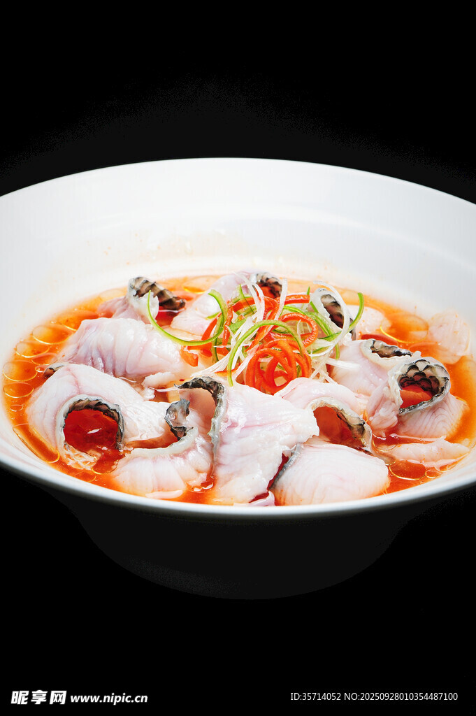 香辣鱼圈美食特写