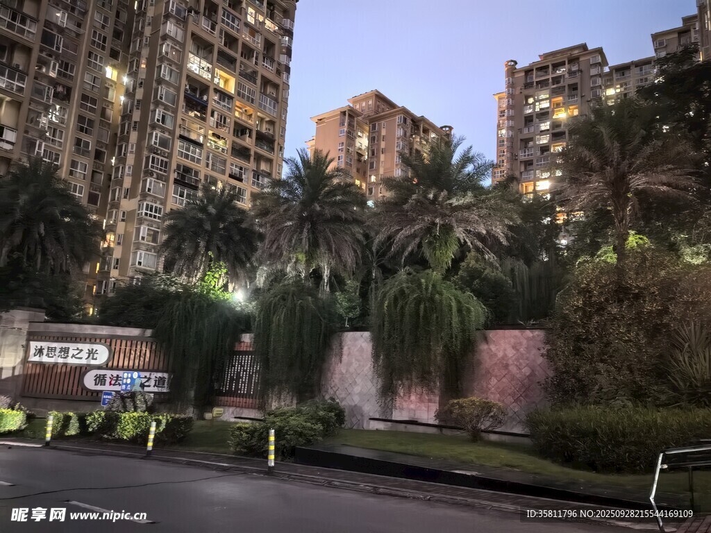 城市住宅区夜景景观