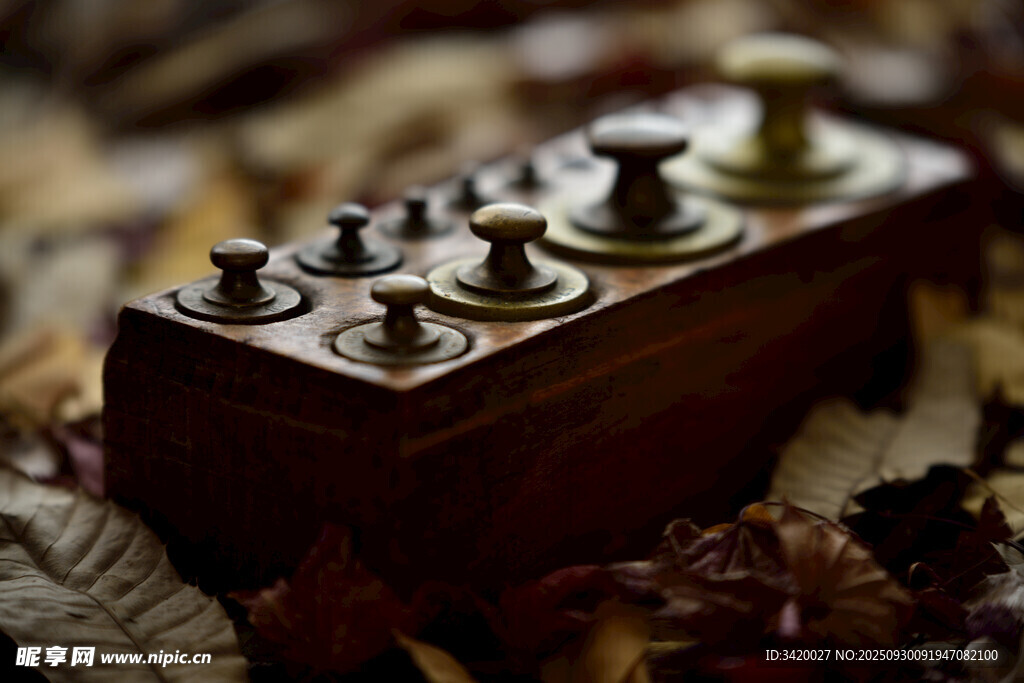 复古木质旋钮控制盒