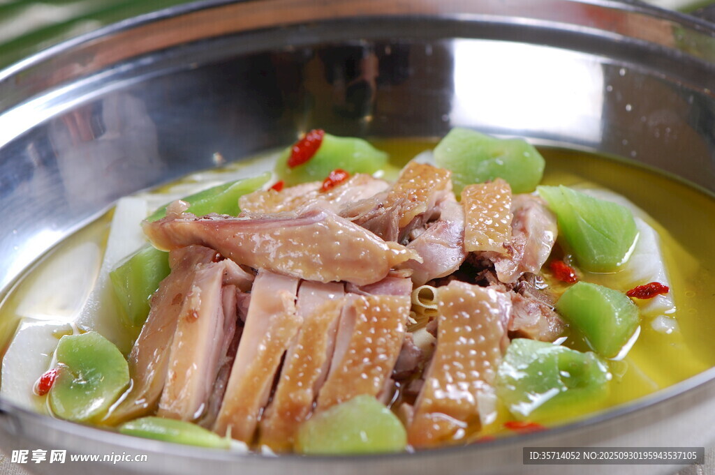 美味腐竹青菜炖肉片