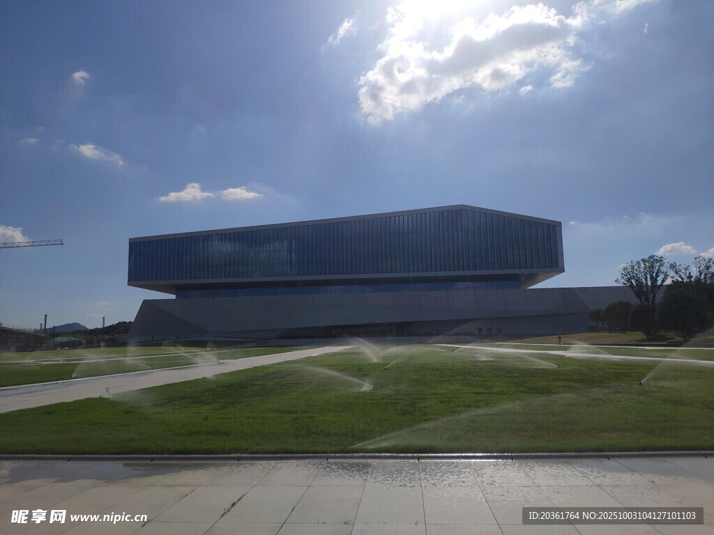 现代风格建筑外观