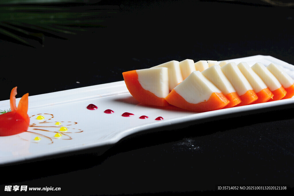 精致双色奶酪拼盘