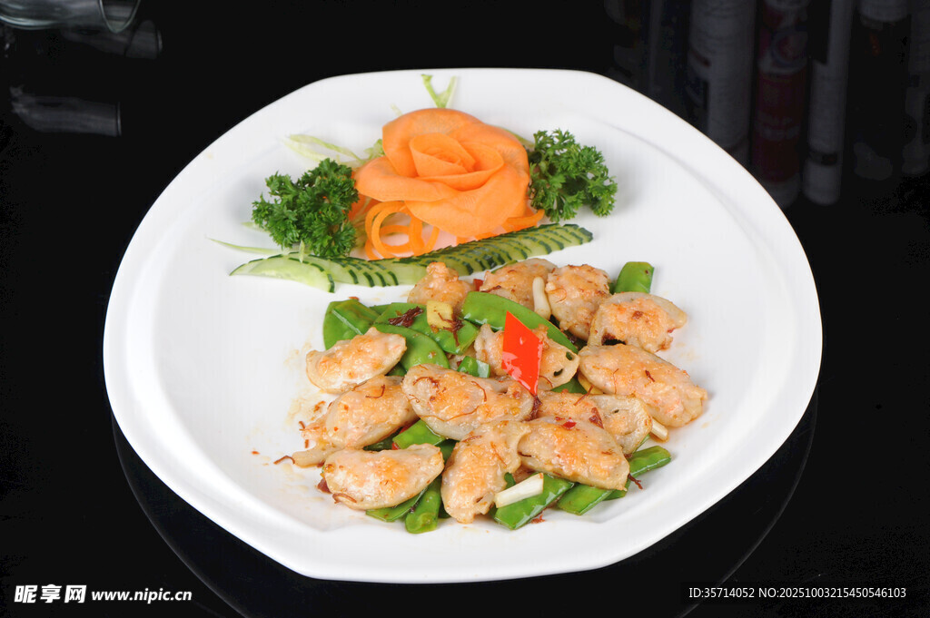 美味虾仁炒时蔬