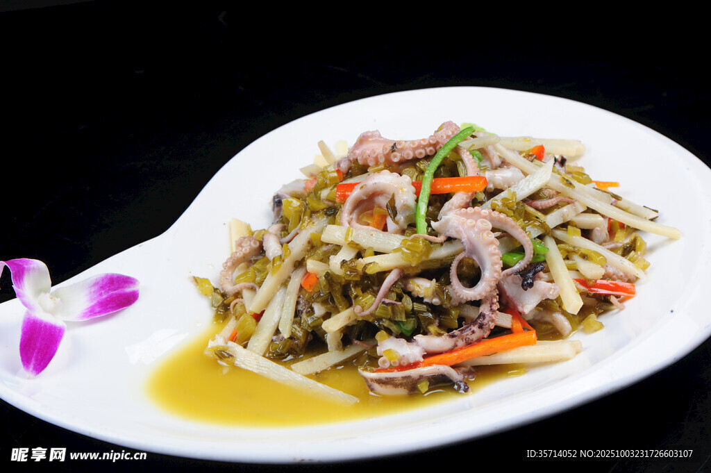 美味什锦炒鱿鱼丝