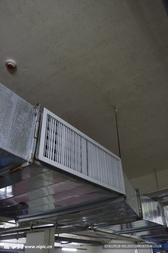 室内金属通风管道装置