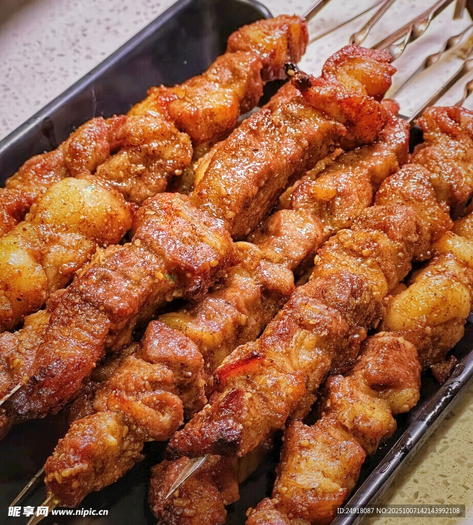 烤羊肉串 烧烤图案 