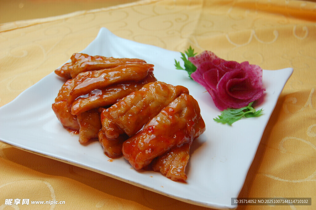 美味烤排骨摆盘精致