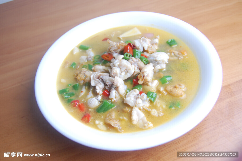 美味鸡肉蔬菜汤