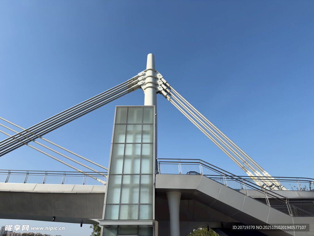 现代风格桥梁建筑景观