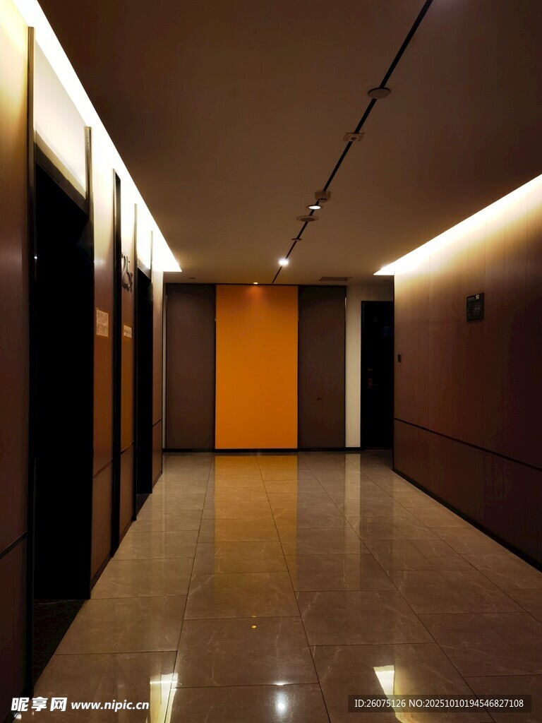 现代风格电梯间走廊