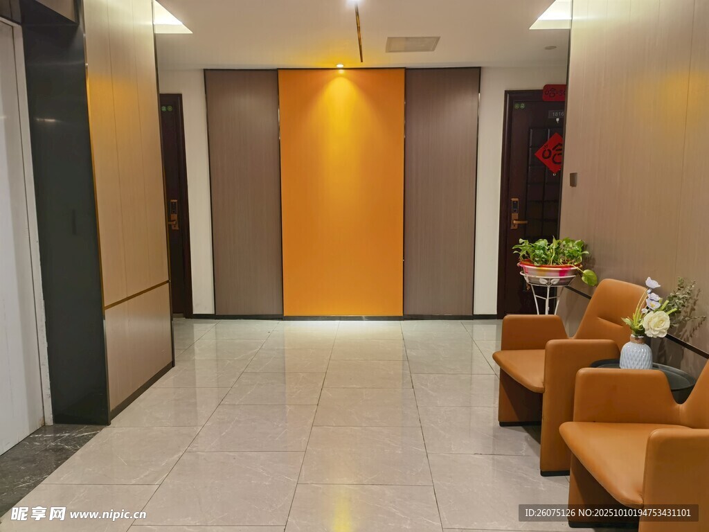 现代简约风格电梯等候区