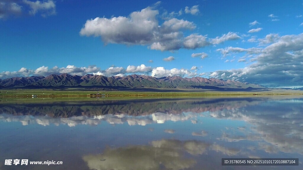 天空之境般的美丽湖景