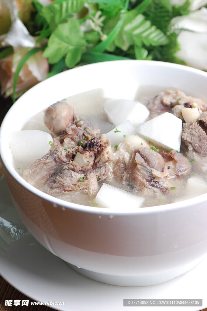 香浓排骨萝卜汤