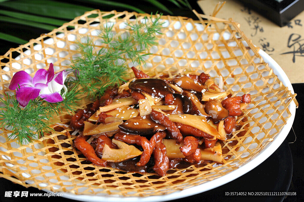 香炒鱿鱼干美味诱人