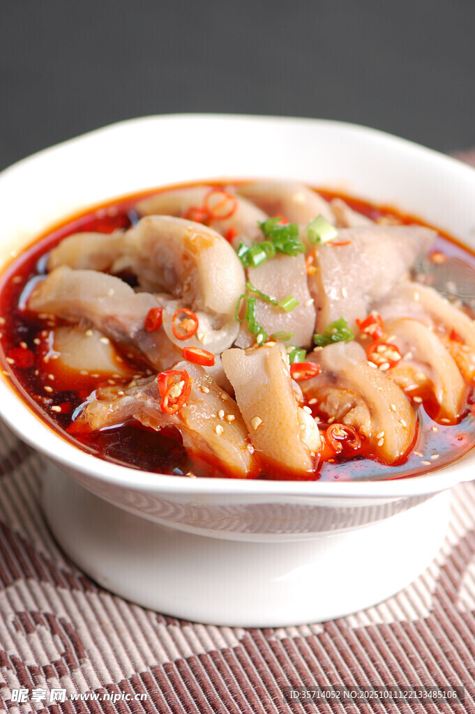 香辣过瘾的红油虾滑