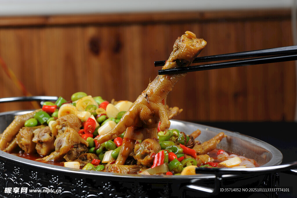 香辣美味干锅牛蛙