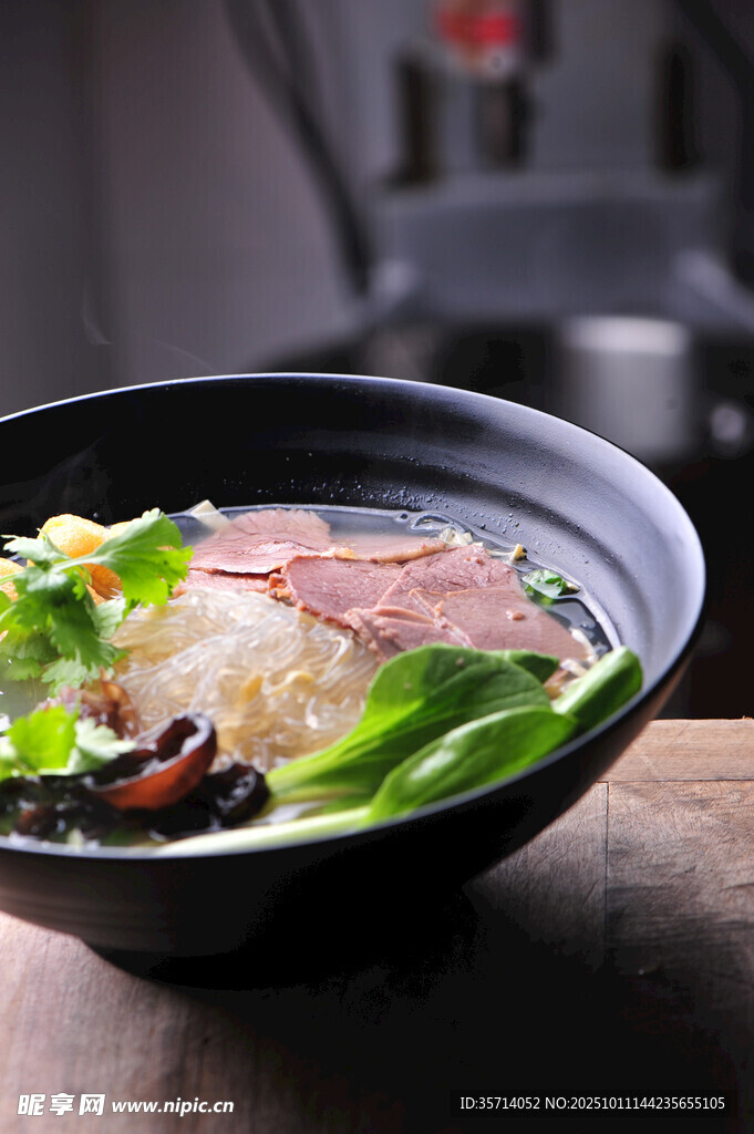 美味日式豚骨拉面