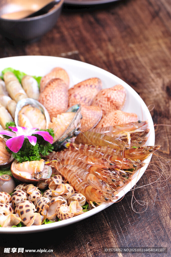 海鲜拼盘美味诱人盛宴