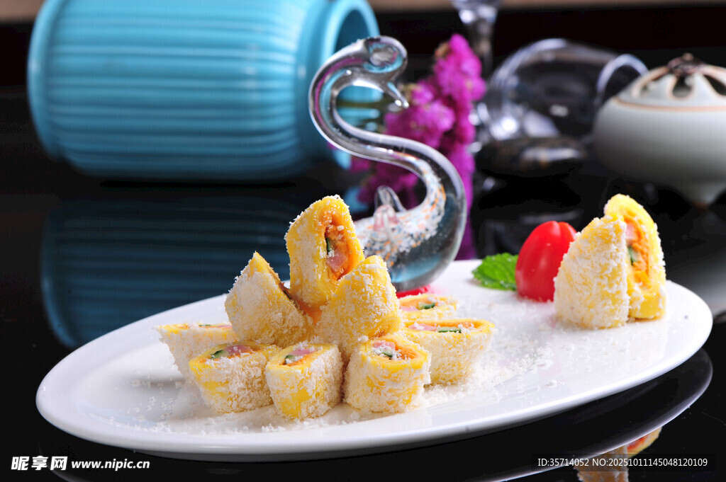 精致美味的特色糕点拼盘