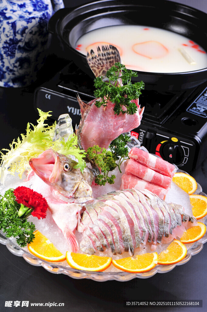 丰盛火锅食材拼盘