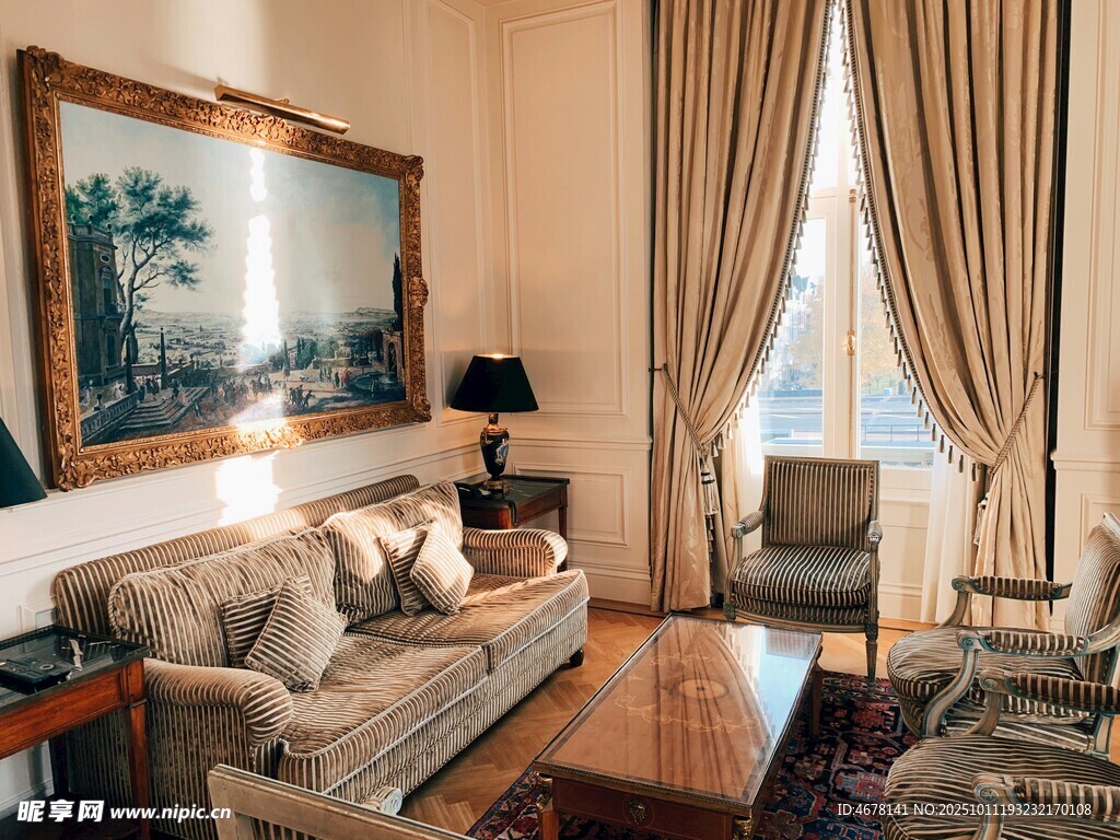 优雅温馨的客厅室内场景