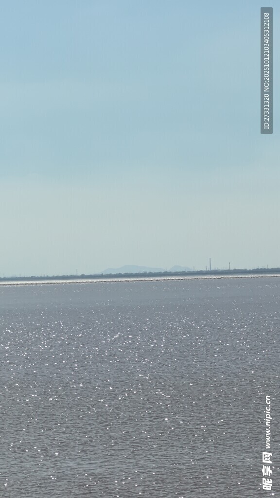 广阔无垠的平坦大地