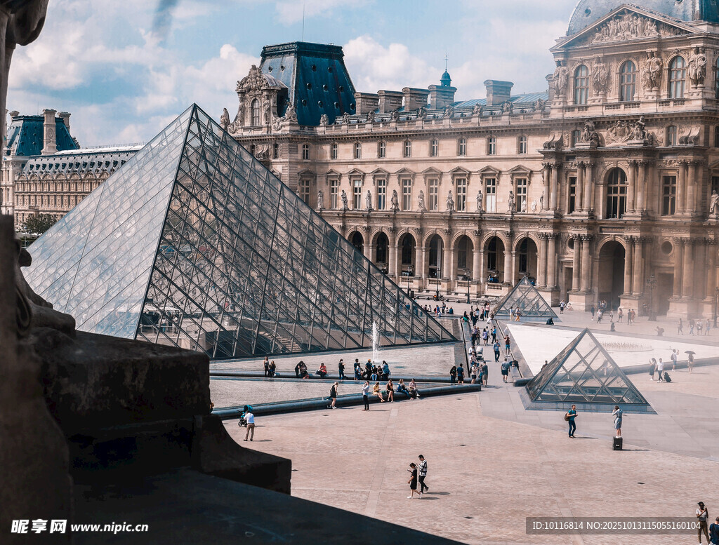 卢浮宫