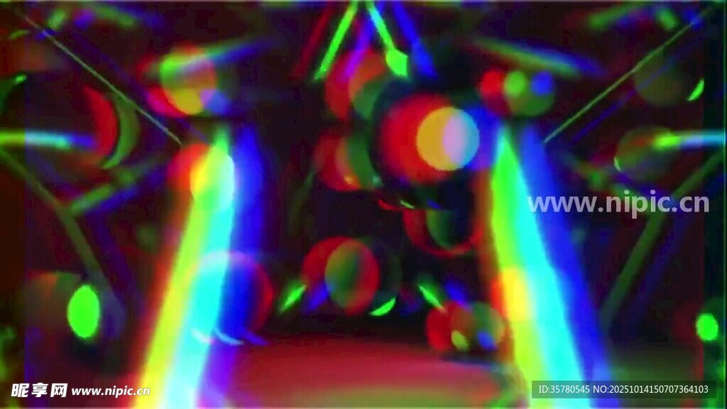 炫彩灯光营造梦幻场景