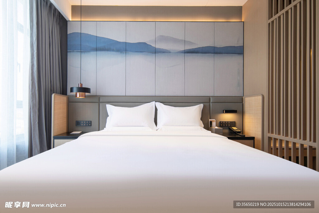 现代简约风格温馨卧室